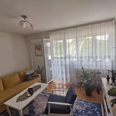 Sweet Gloria Apartman *